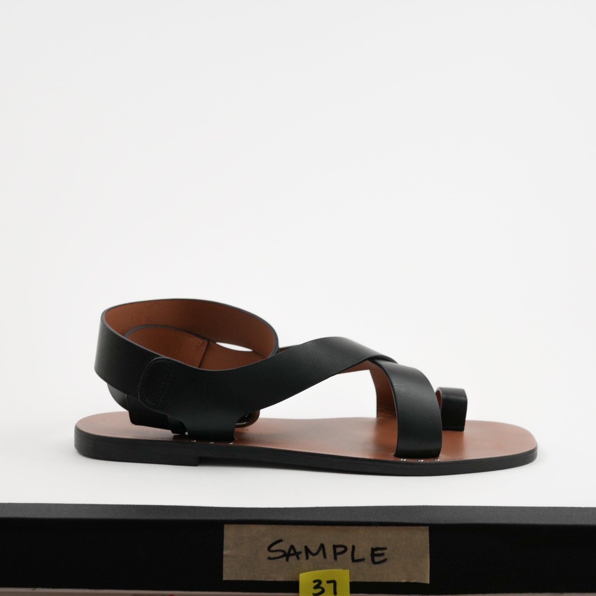 Esther Sandal Black Sample Size 37