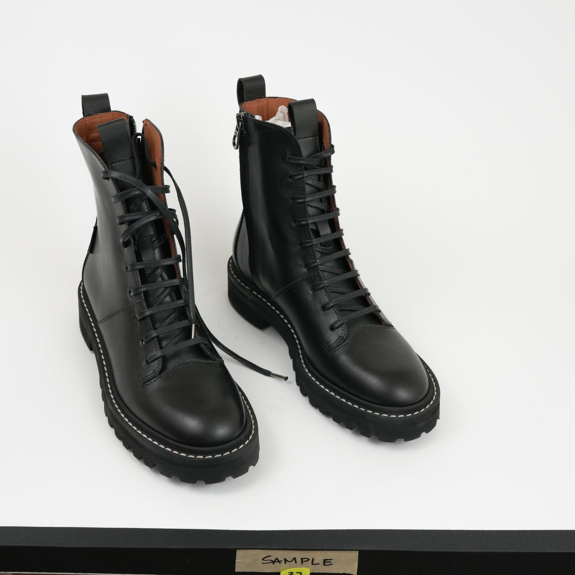 Tankie II Boot Black Sample Size 37