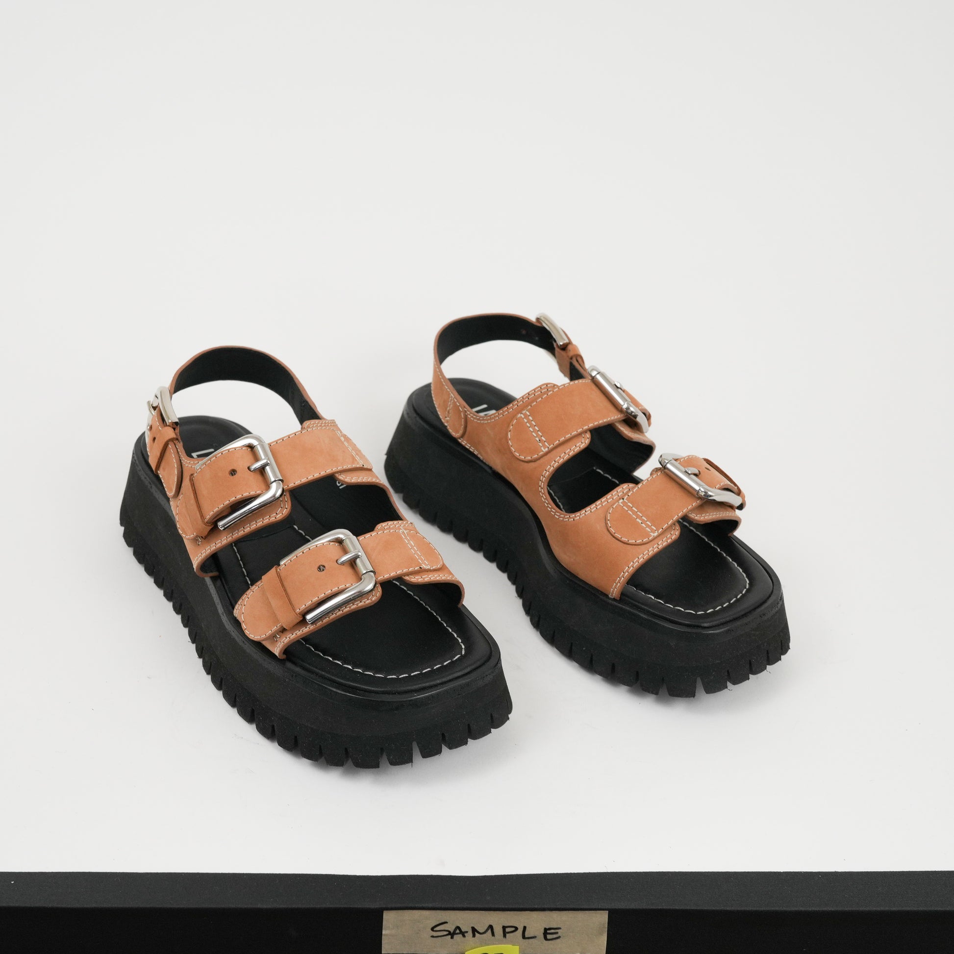 Cosima Sandal Camel Nubuck Sample Size 37