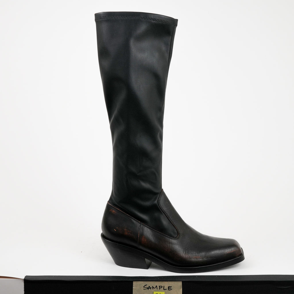 Fortune Boot Black Sample 39