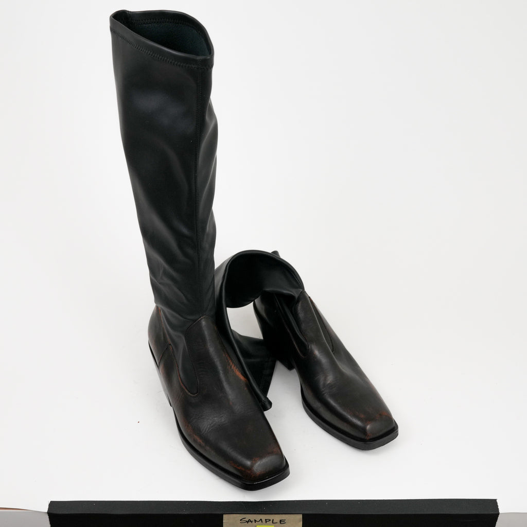 Fortune Boot Black Sample 39