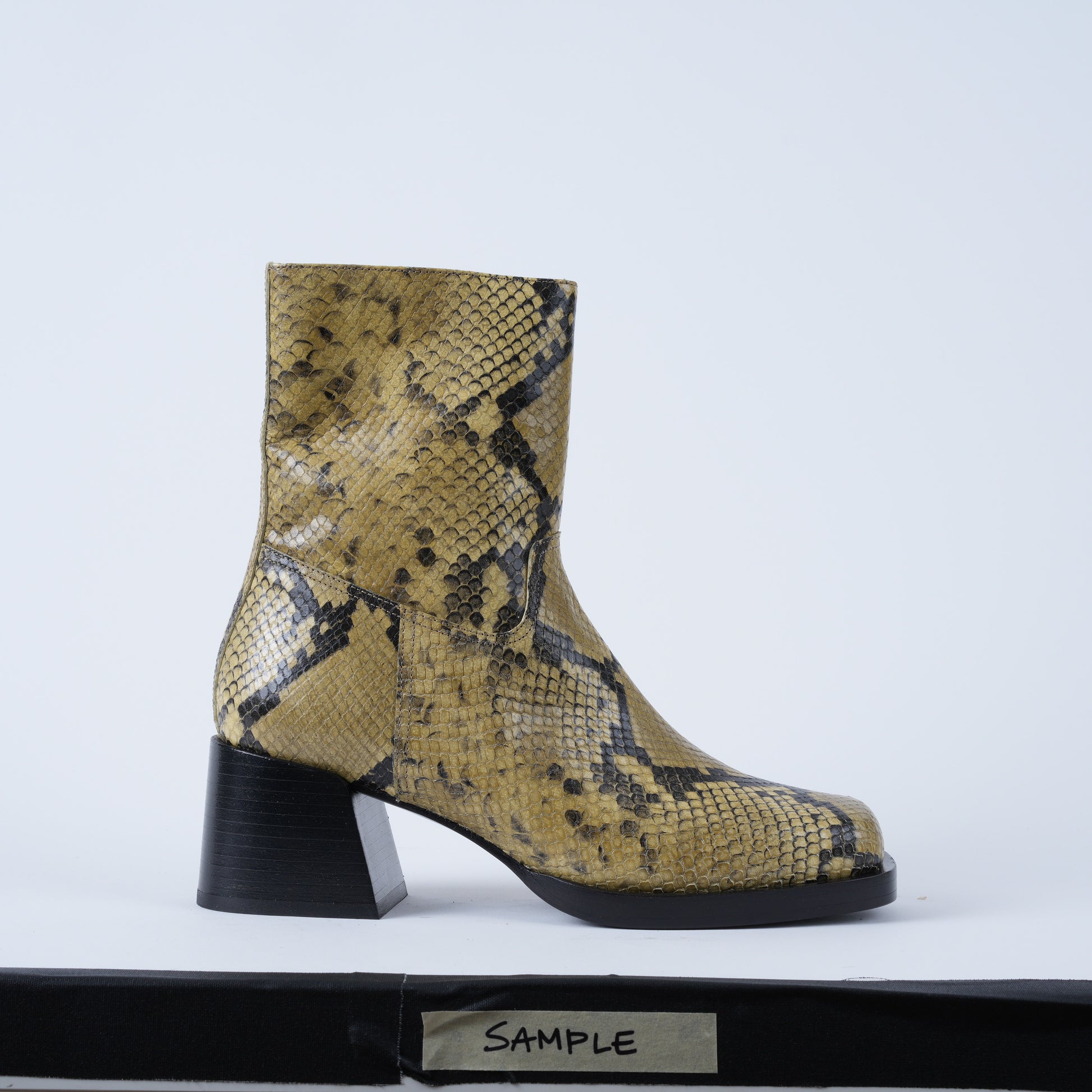 Joan Boot Salvia Python Sample 37