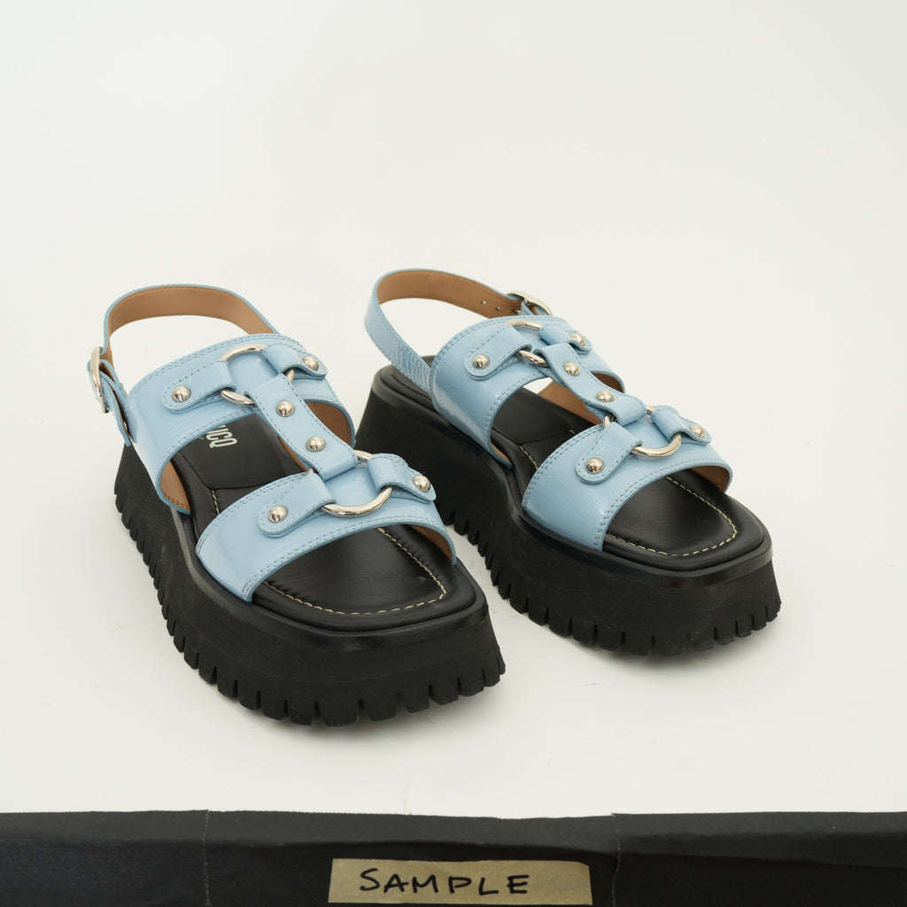 Atlas Sandal Sky Sample Size 41