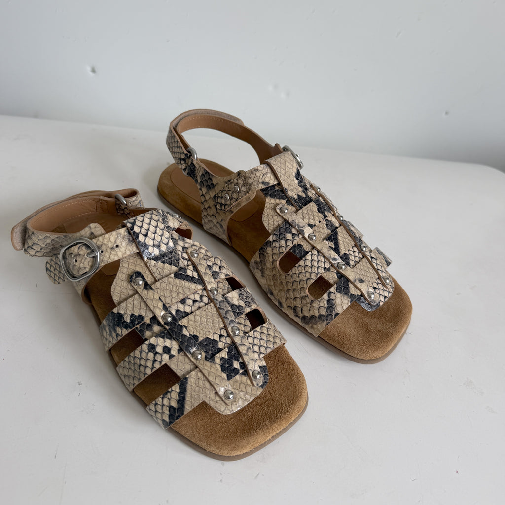 Lowmer Sandal Python Sample Size 37