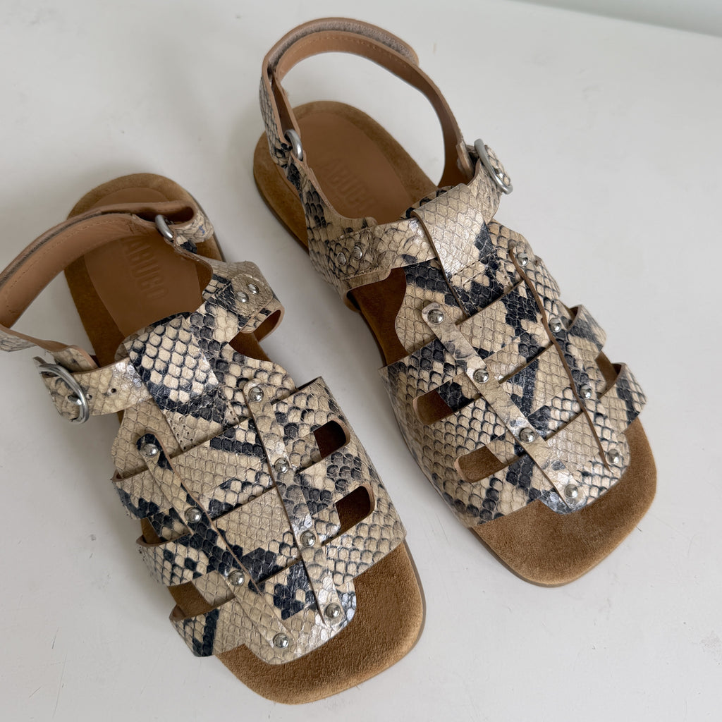 Lowmer Sandal Python Sample Size 37