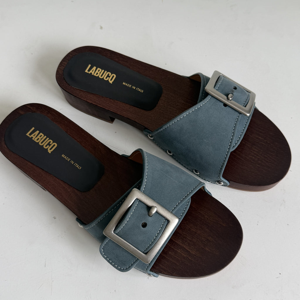 Hester Sandal Juniper Sample Size 37