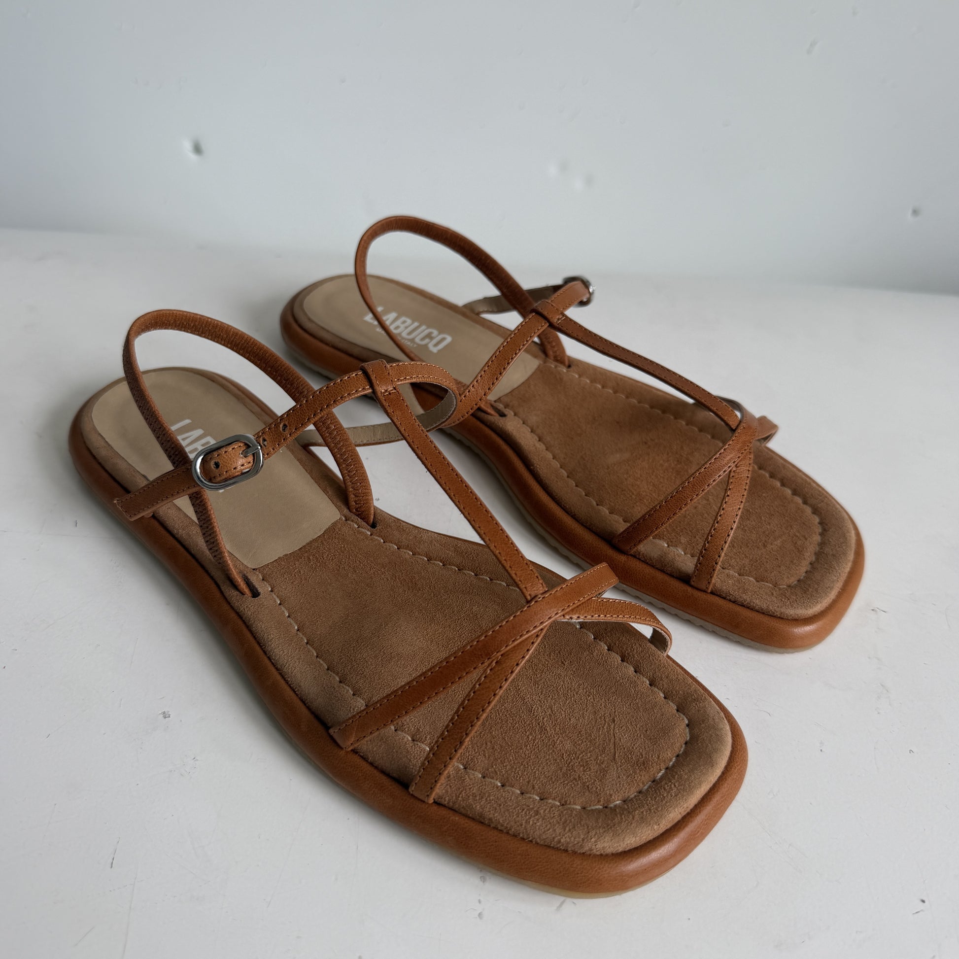 Ida Sandal Tan Sample Size 37