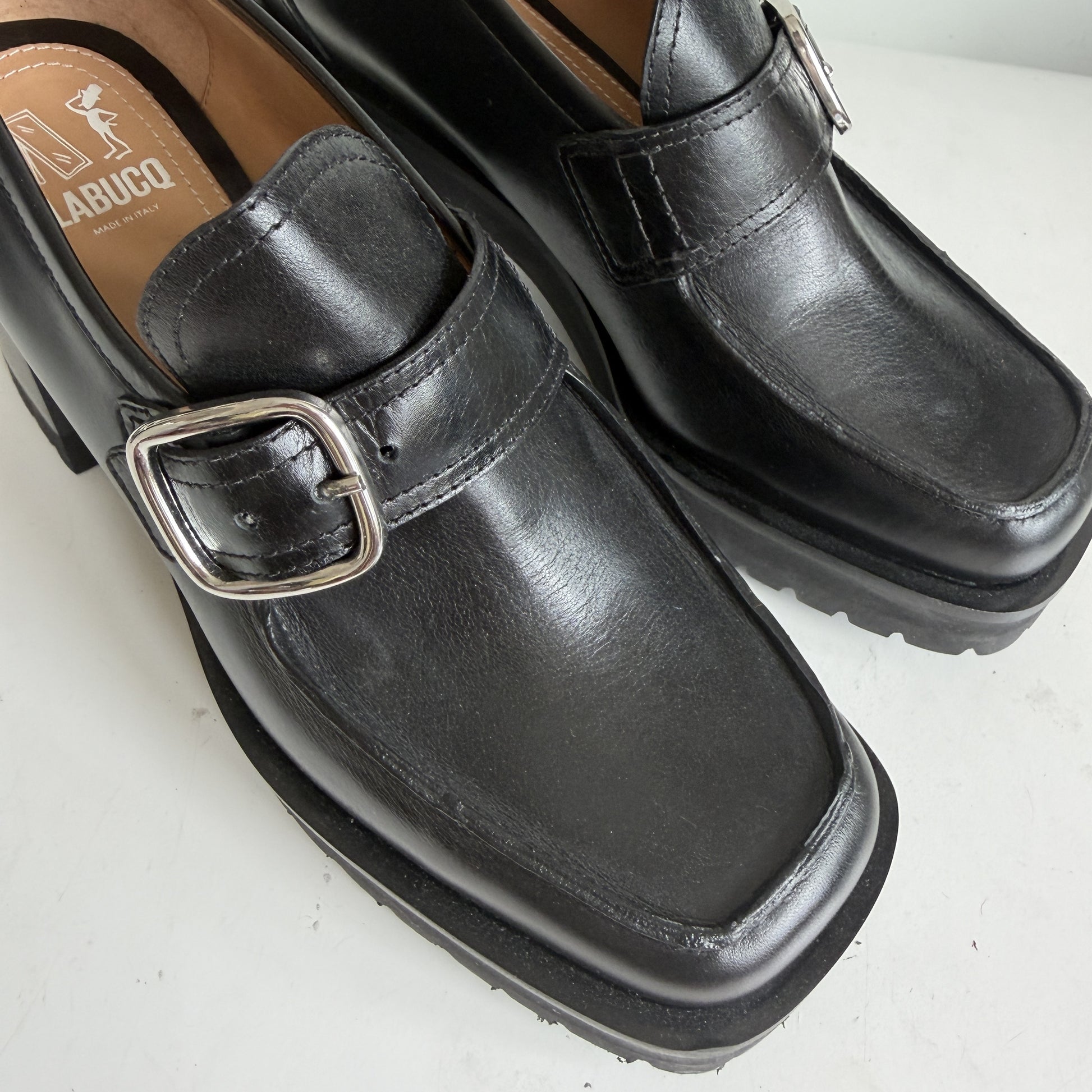 Donna Loafer Black Sample Size 38 - Raw Stitch