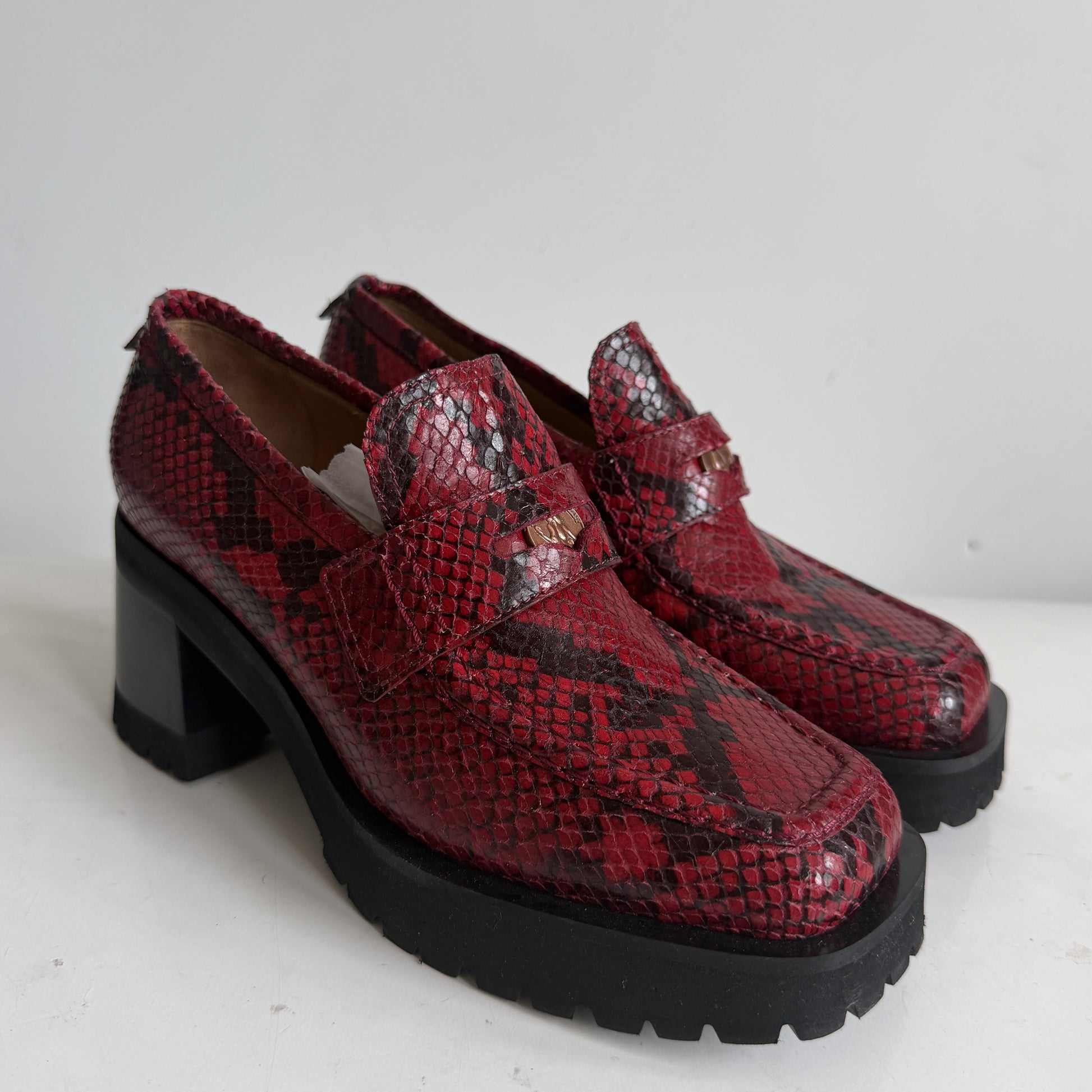 Gambler Loafer Red Python Sample Size 38