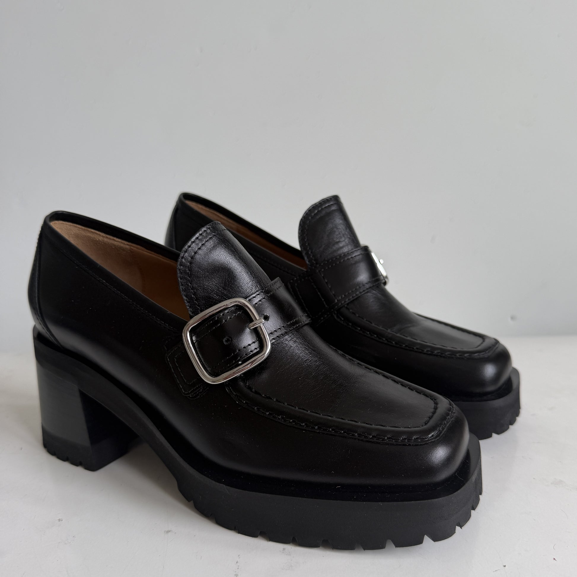 Donna Loafer Black Sample Size 38 - Turned Stitch