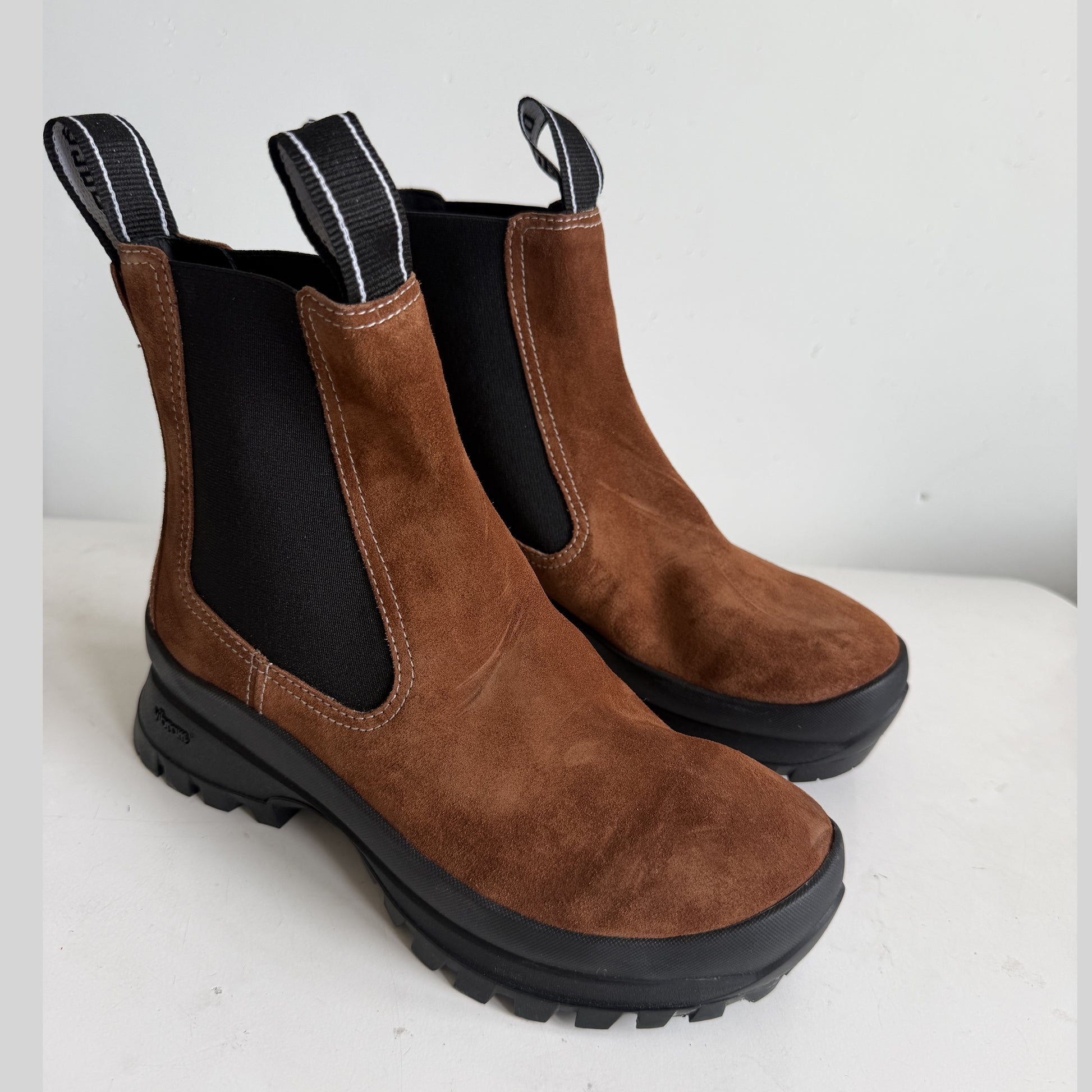 Tan Waterproof Suede Suba Chelsea Boot Sample Size 37