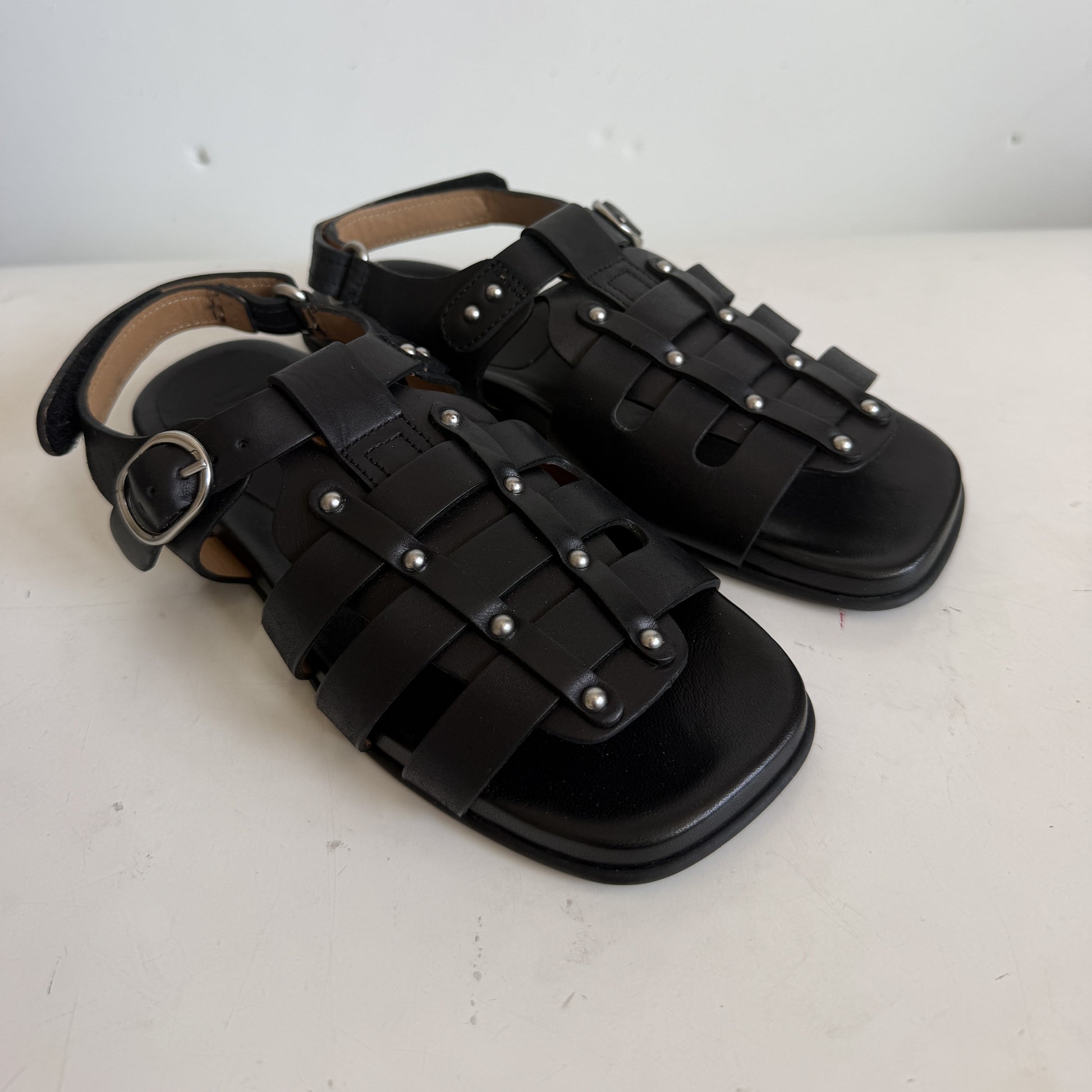 Lowmer Sandal Black Sample Size 37