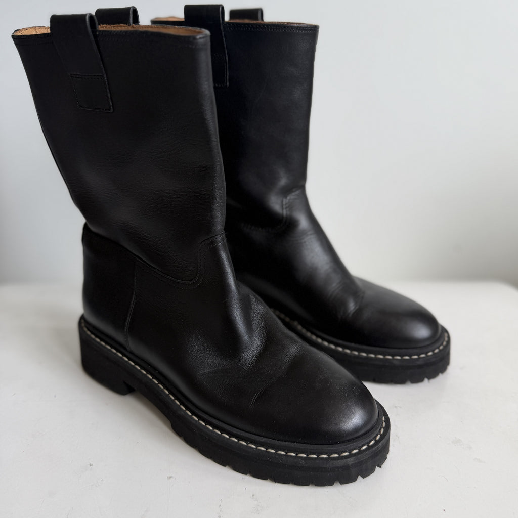 Cavalry Mid Boot Black Sample Size 38