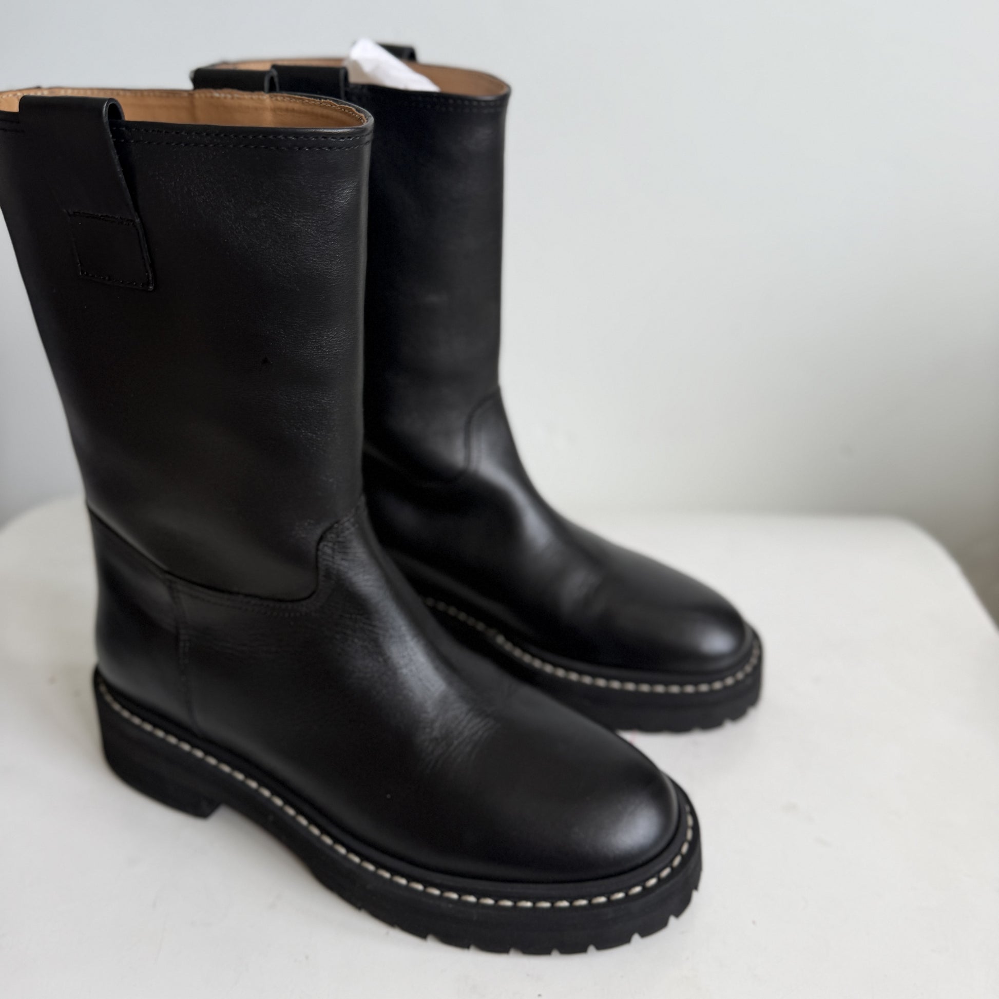 Cavalry Mid Boot Black Size 38 - Like New