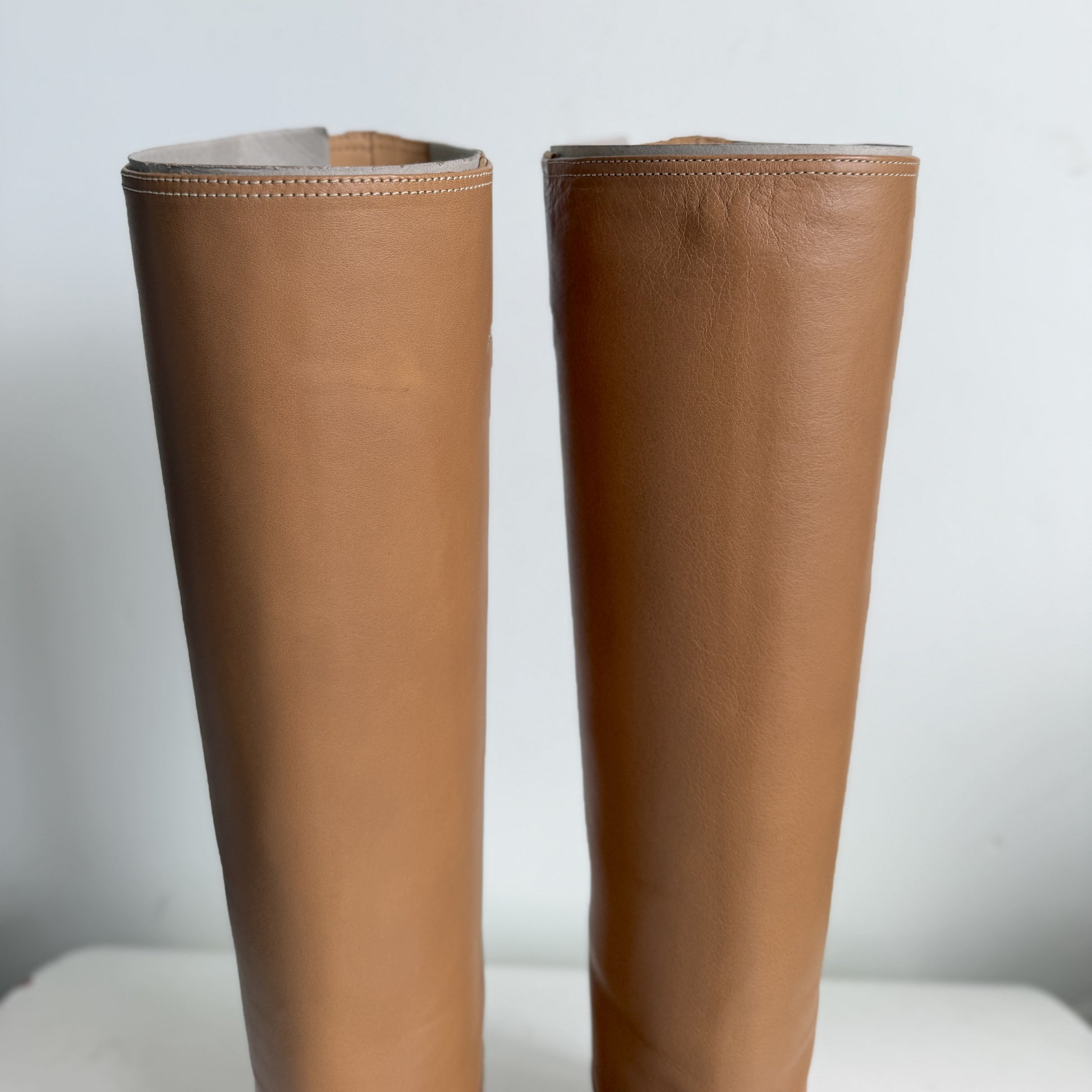Joan High Camel Sample Size 37