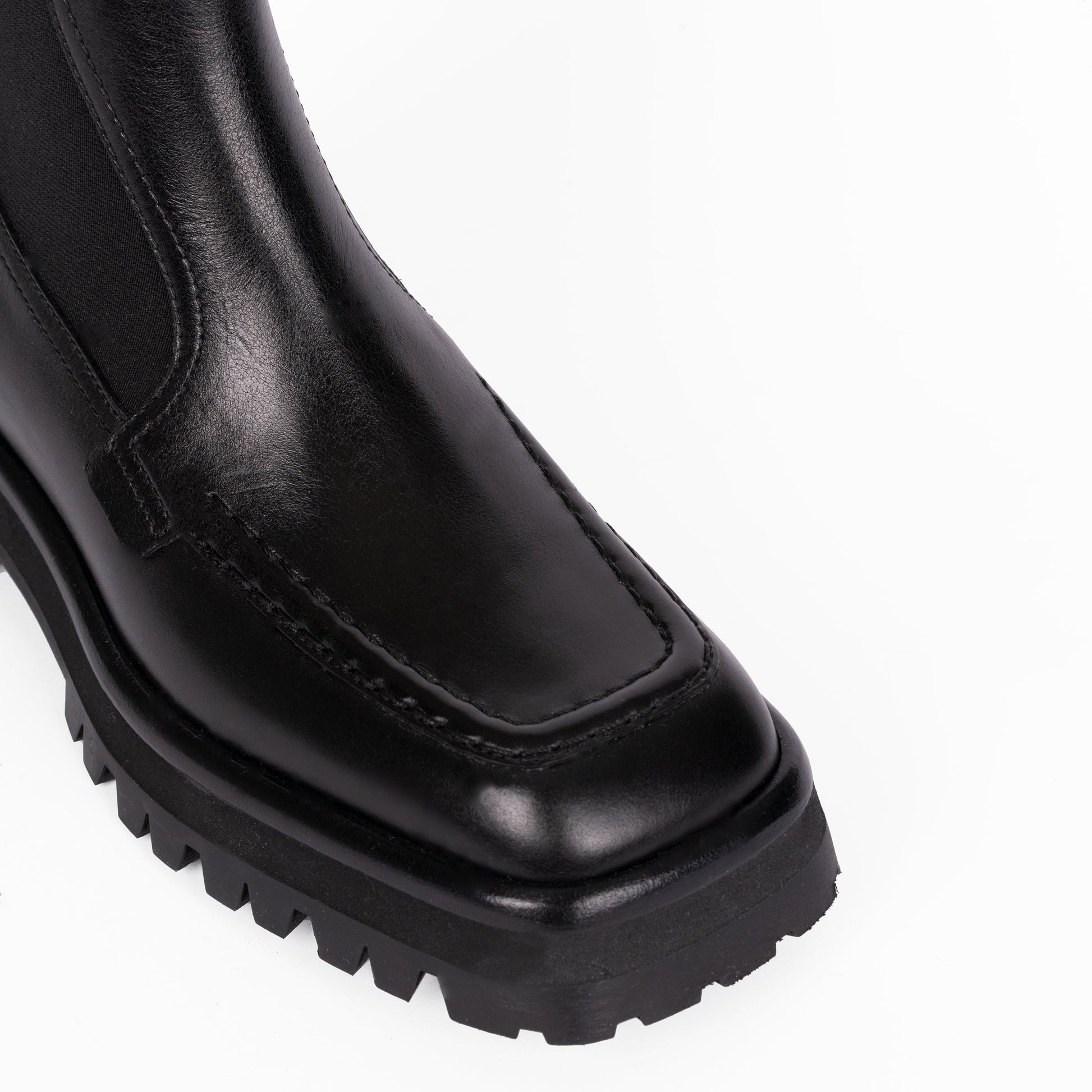Labucq Irving Boot Black | Detail View