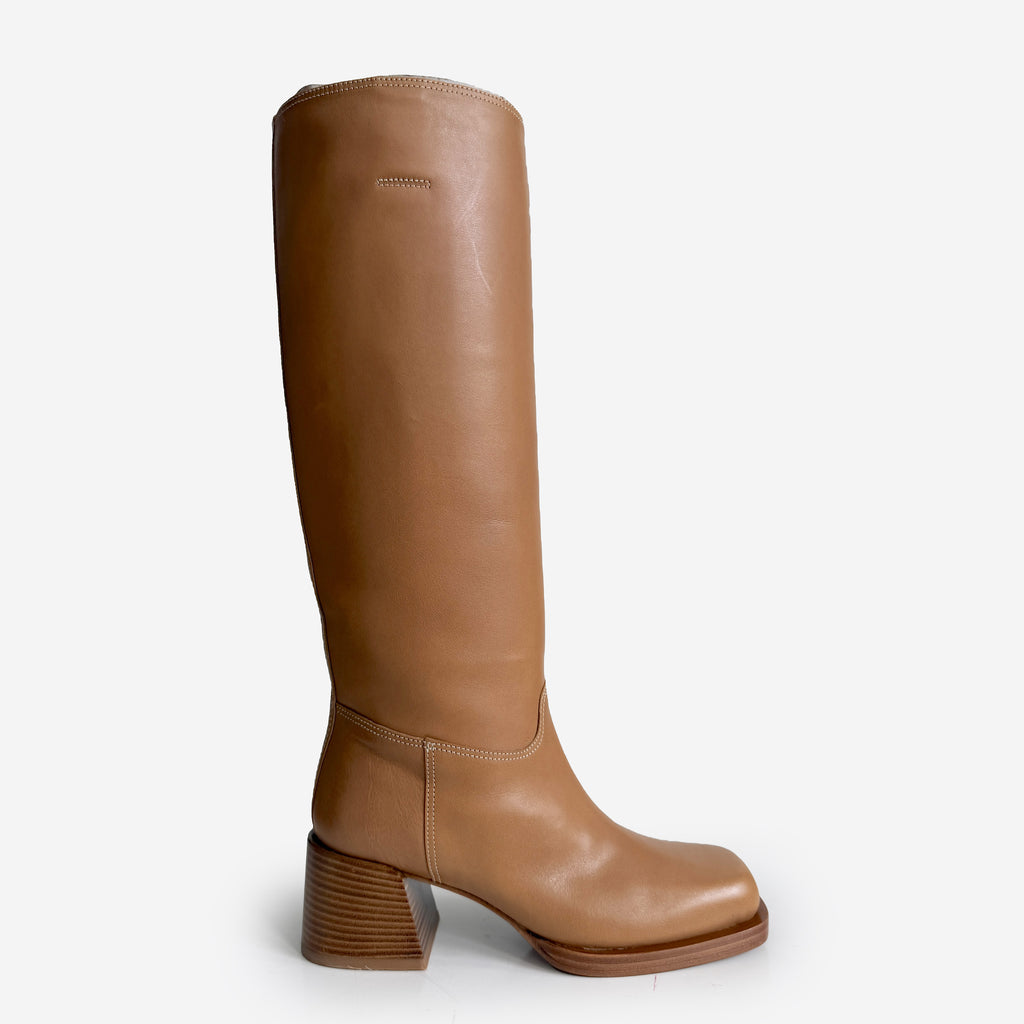 Joan High Camel Sample Size 37