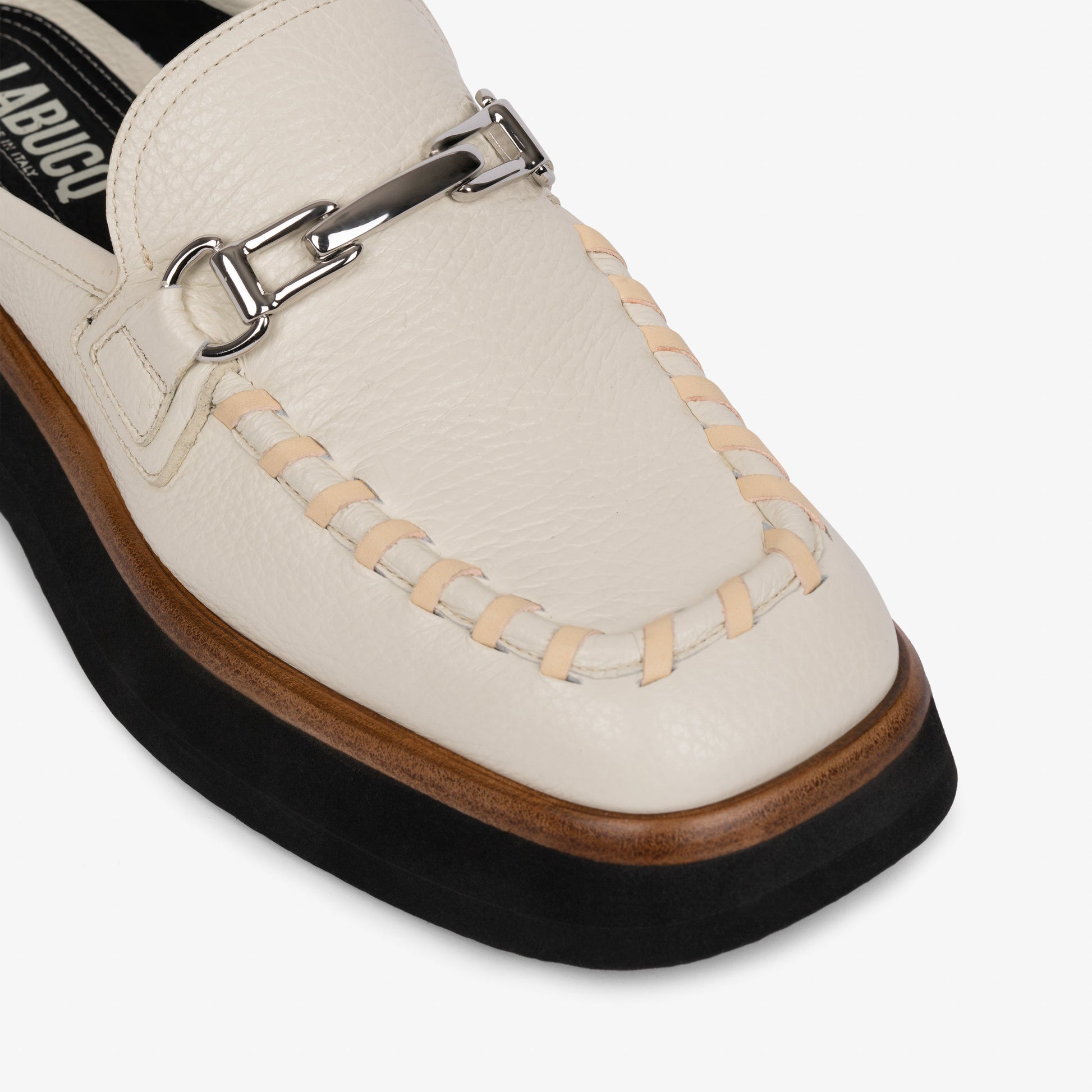 Labucq Koko Moc Ivory | Detail View