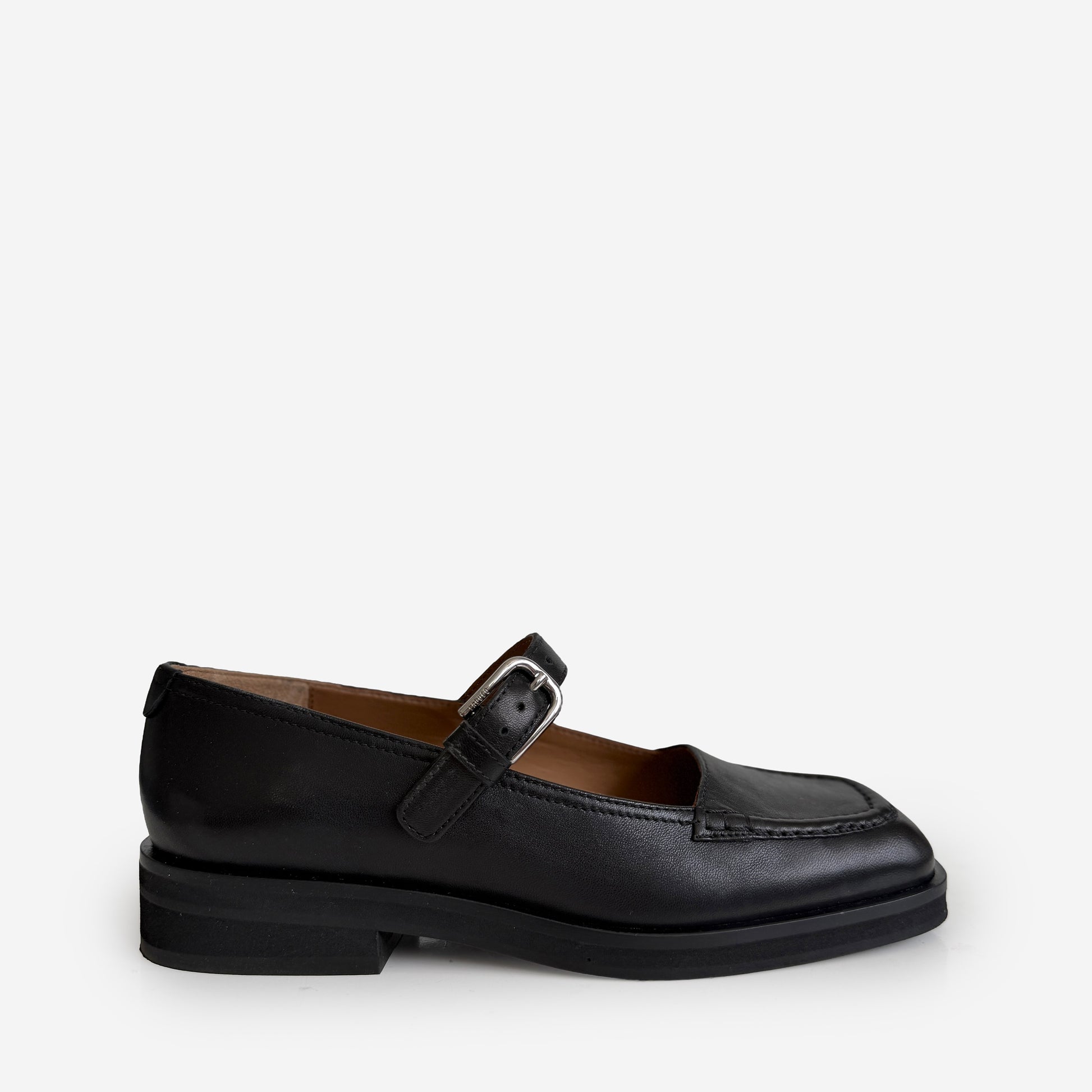Norman Maryjane Black Sample Size 37
